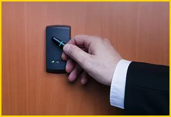 Metro Locksmith Services Weston, MA 781-519-7439 - 8-commercial-locksmith-store